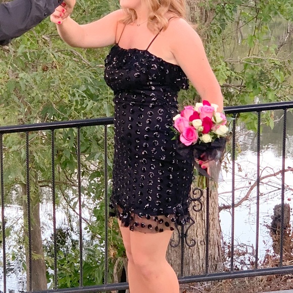 Trixxi | Juniors Black Sequined Flounce Mini Dress - Picture 5 of 6